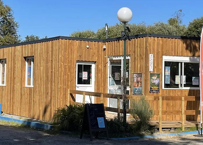 Kemp Grand Fay A 10 Min Des Plages